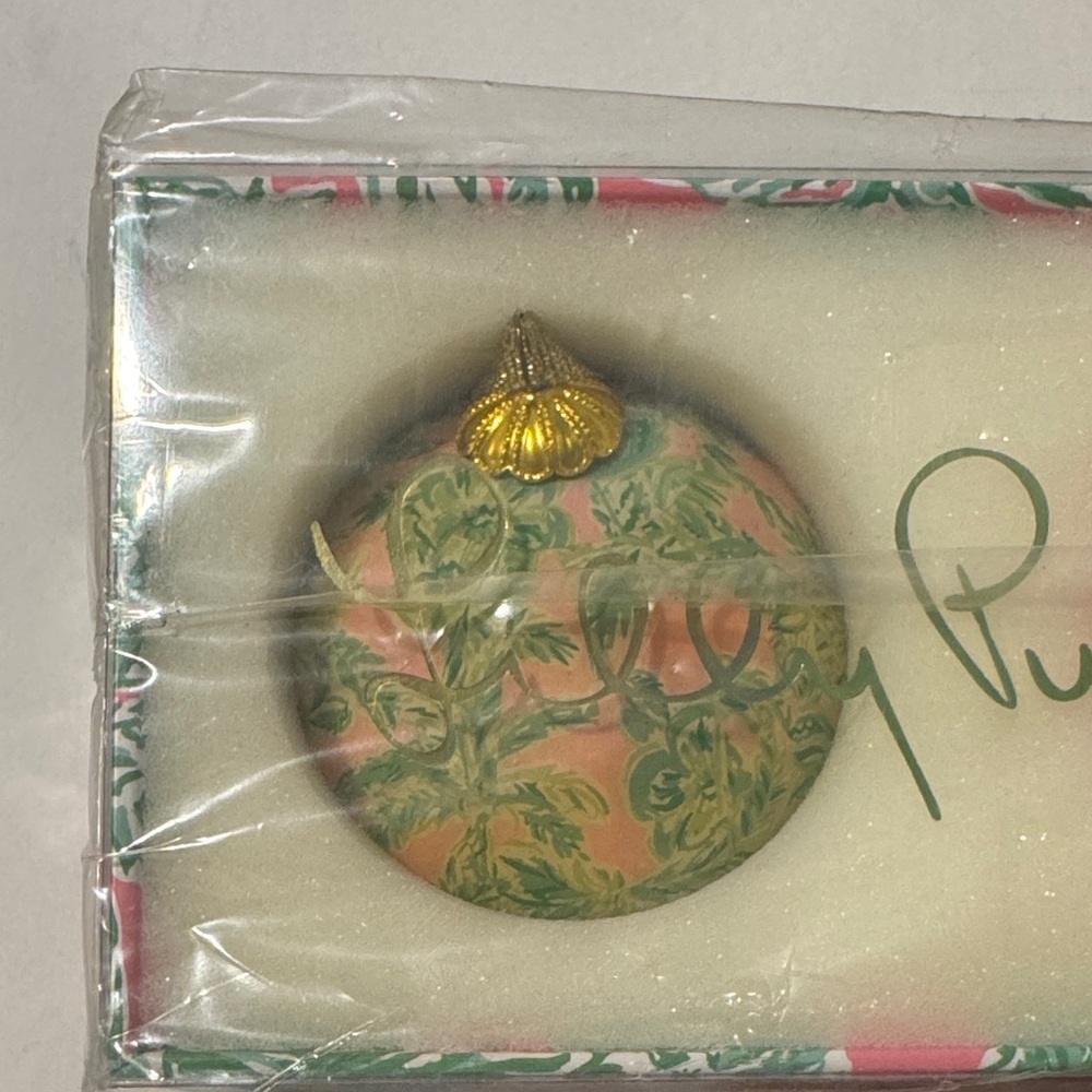 Lilly Pulitzer Christmas Ornament Set- New - Picture 3 of 4